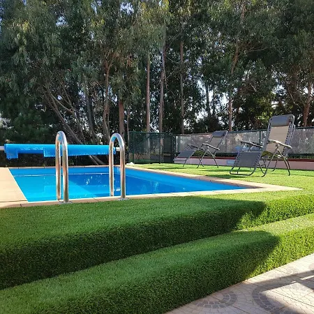 Paradise In Holiday home *